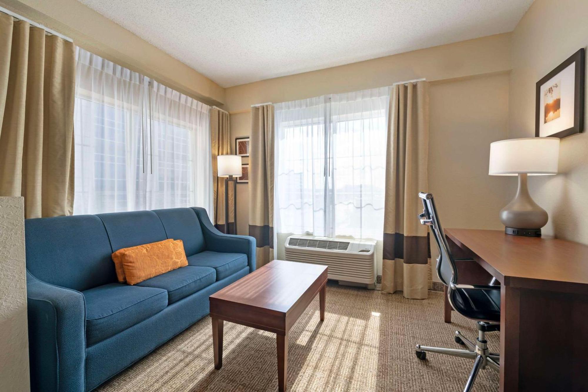 Comfort Suites Downtown Orlando Bagian luar foto