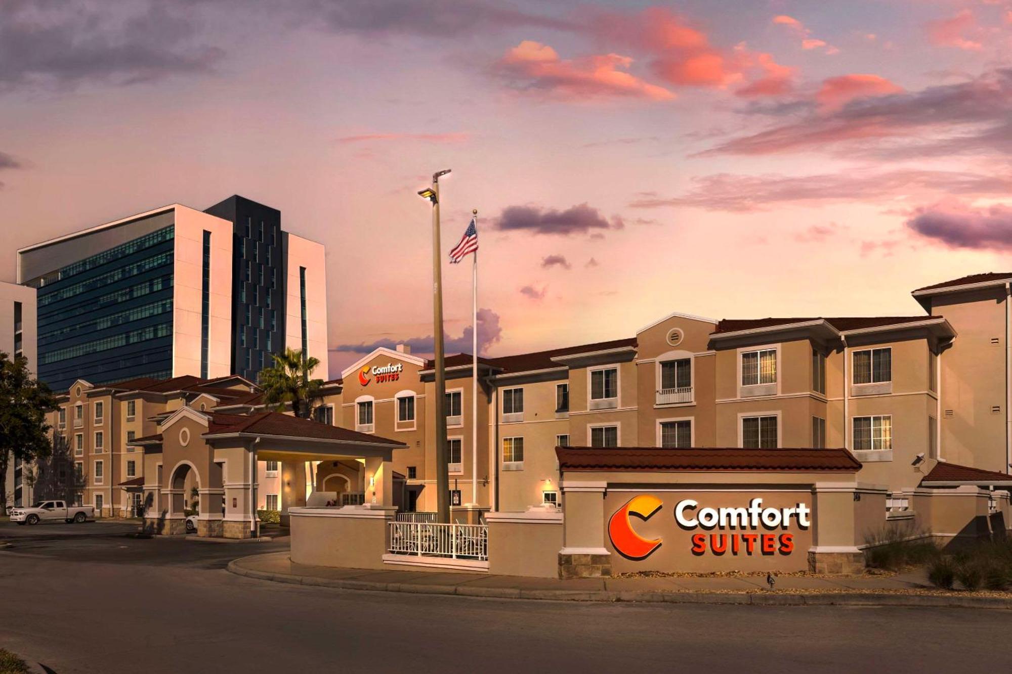 Comfort Suites Downtown Orlando Bagian luar foto